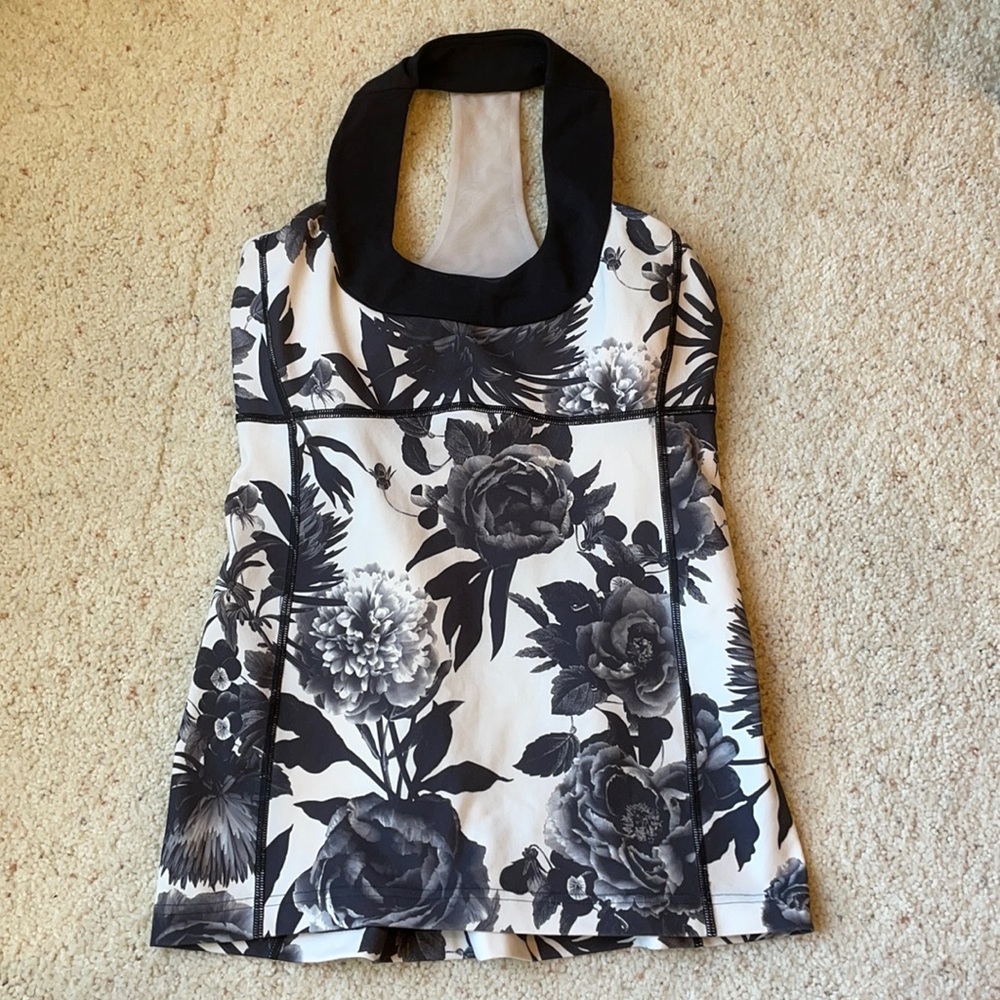 Lulu Lemon Top